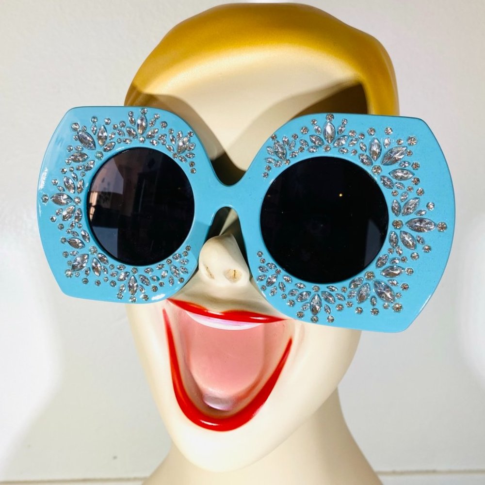 Aqua Giant Glam Girl White Rhinestone Encrusted Oversized Sunglasses - Picture 6 of 6